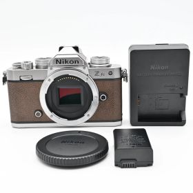 Nikon Z fc ボディ プレミアムエクステリア張替済み ウォルナットブラウン ショット数 10624回 美品