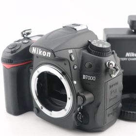 ★良品★ショット数1,086回★ニコン NIKON D7000 ボディ 充電器付★ W0399＃4548