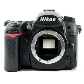 【在庫一掃】 ニコン Nikon D7000 ボディ デジタル 一眼レフカメラ 【中古】