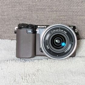 SONY NEX-5R E3.5-5.6/18-55 OSSセット販売 動作品（訳あり）