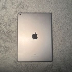 Apple iPad 第6世代 WiFiモデル 動作良好
