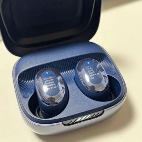 JBL LIVE FREE 2 美品☆動作確認(^_^)