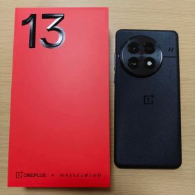 美品! OnePlus 13 グローバル版 12/256GB ブラック