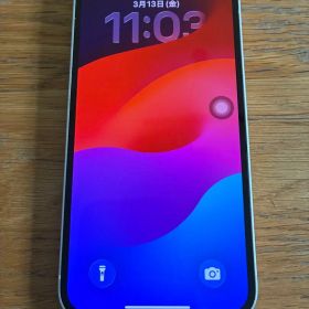 Apple iPhone 13 ホワイト SIMロックなし