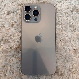 Apple iPhone 15 Pro MAX ナチュラルチタニウム256GB