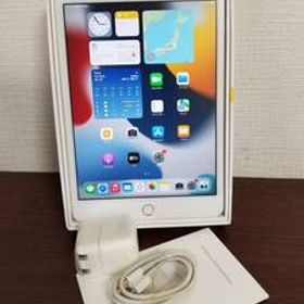 S44 美品 iPad mini 第4世代, 7.9inch 2017★A8★2GB★16GB Silver バッテリー91％ SIMフリー A1550 MK762 J/A Apple タブレット