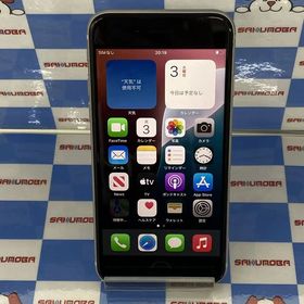 iPhoneSE 第3世代 64GB スターライト MMYD3J/A docomo版SIMフリー美品