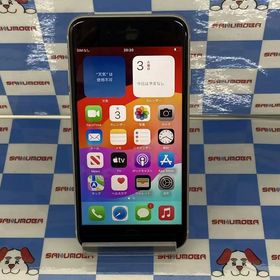 iPhoneSE 第3世代 64GB スターライト MMYD3J/A docomo版SIMフリー