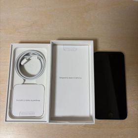 Apple iPhone SE第3世代 ホワイト 本体 充電ケーブル付き