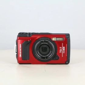 【中古】 TG-7 レツド【中古カメラ コンパクトデジカメ】 ランク：B