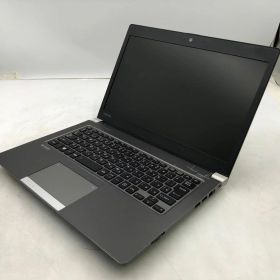 TOSHIBA / ノートPC / dynabook R63/Y PR63YBAA64CAD81 / SSD 128GB / 第5世代Core i5 / グラフィックボード Intel Corporation HD Graphics 5500 32MB / メモリ 8GB【中古品】
