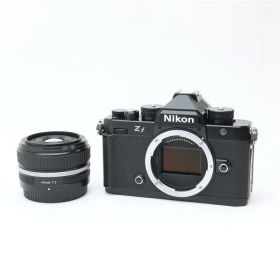 【中古】 《良品》 Nikon Z f Z 40mm F2（Special Edition）レンズキット ブラック 【バッテリー蓋底カバー部組バッテリーボックス内部部品交換/各部点検済】 [ デジタルカメラ ]