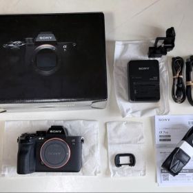 V*r様 美品 SONY フルサイズ ミラーレス一眼カメラ α7RV ILCE-