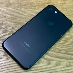 M5 SIMフリー iPhone 7 32GB Black