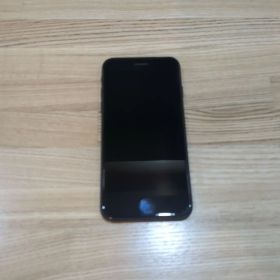 Apple iPhone 7 ブラック 本体 SIMフリー 32G