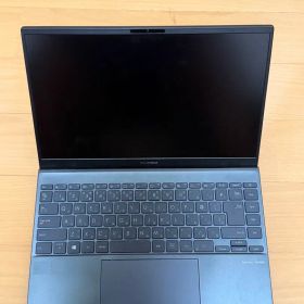 ASUS Zenbook 13