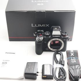 パナソニック(Panasonic) フルサイズ ミラーレス一眼カメラ ルミックス S5 ボディ 小型 軽量モデル ブラック DC-S5-K