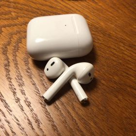 Apple AirPods 第二世代