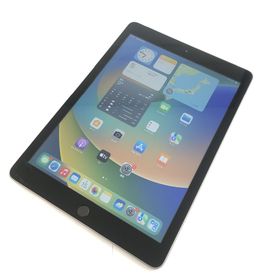 アイパッド(iPad)の【C】iPad (第5世代) Wi-Fi + Cellular/32GB/355805083730914(タブレット)