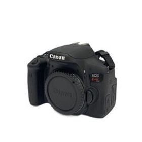 CANON◆デジタル一眼カメラ EOS Kiss X8i ダブルズームキット DS126571