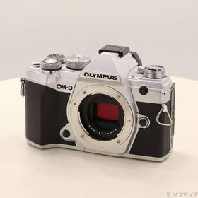 〔中古〕OLYMPUS(オリンパス) OM-D E-M5 Mark III ボディ シルバー〔198-ud〕