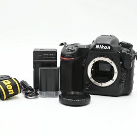 Nikon ニコン D500 デジタル一眼レフカメラ ボディ (ショット数74287枚) デジタル一眼レフカメラ 【中古】