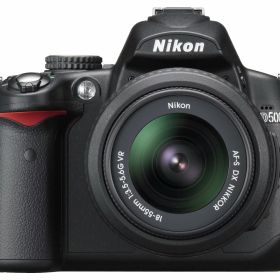 【中古】【非常に良い】Nikon デジタル一眼レフカメラ D5000 レンズキット D5000LK