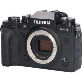 FUJIFILM X－T4【中古】