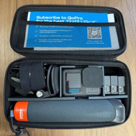 【中古品】GoPro Hero13Black本体と付属品（ケース有り）