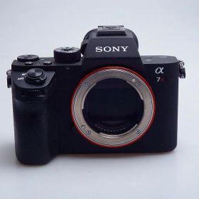 【中古】 (ソニー) SONY ILCE-7RM2 ボデイ【中古カメラ デジタル一眼】 ランク：AB