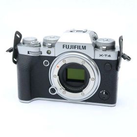 【中古】 《良品》 FUJIFILM X-T4 ボディ シルバー 【ヒンジ部品交換/各部点検済】 [ デジタルカメラ ]