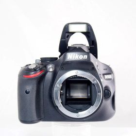 【中古】 (ニコン) Nikon D5100【中古カメラ デジタル一眼】 ランク：C