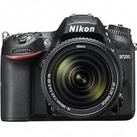 【中古】Nikon デジタル一眼レフカメラ D7200 18-140VR レンズキット D7200LK18-140