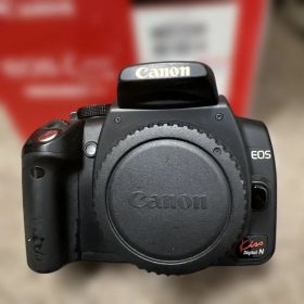 Canon EOS Kiss Digital N デジタル一眼レフ