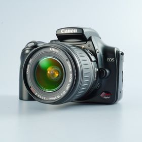 キヤノン(Canon)のCanon キヤノン EOS Kiss Digital N + EF-S 18-55mm F/3.5-5.6 Ⅱ USM デジタル一眼レフカメラ(デジタル一眼)