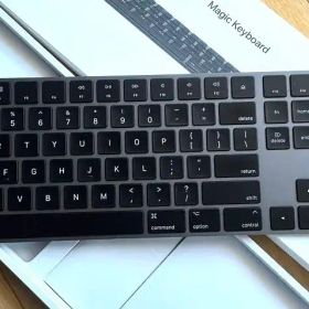 Magic Keyboard ブラック 英語レイアウト 本体