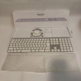 Magic Keyboard with Touch ID 本体 箱あり