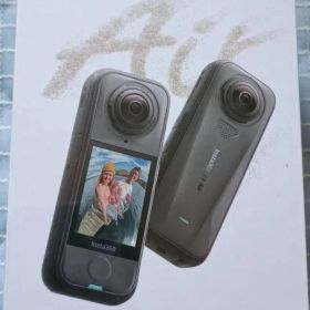 新品 Insta360 X4 Air ブラック