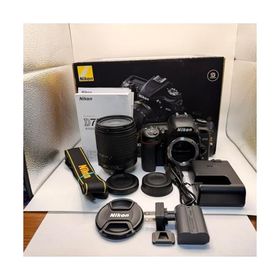 Nikon デジタル一眼レフカメラ D7500 18-140VR レンズキット D7500LK18-140