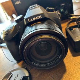 パナソニック デジタルカメラ LUMIX DMC-FZ1000 美品(傷ナシ)