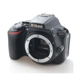 Nikon デジタル一眼レフカメラ D5600 ダブルズームキット ブラック D5600WZBK
