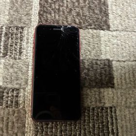 Apple iPhone SE (レッド)