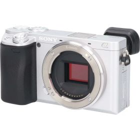 α6400 ILCE－6400 シルバー【中古】