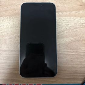 iPhone15plus 裏が割れていますが操作に何の問題もありません