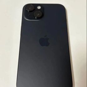 Apple iPhone 15 ブラック