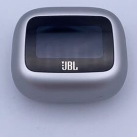 JBL◆イヤホン/LIVE BEAM3