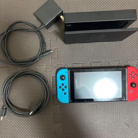Nintendo Switch 本体 赤/青 Joy-Con