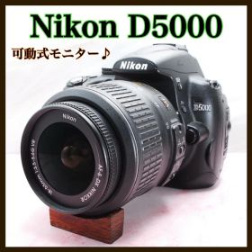 Nikon D5000★一眼レフカメラ★軽量&コンパクト★可動式モニター
