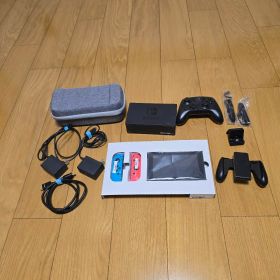 Nintendo Switch 本体セット（ACアダプタ2個/充電スタンド付）