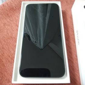 [極美品]iPhone 13 128GB スターライト(スマートフォン本体)